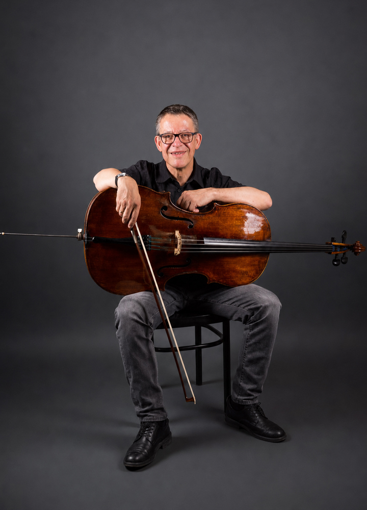 Thomas Grossenbacher – Violoncello